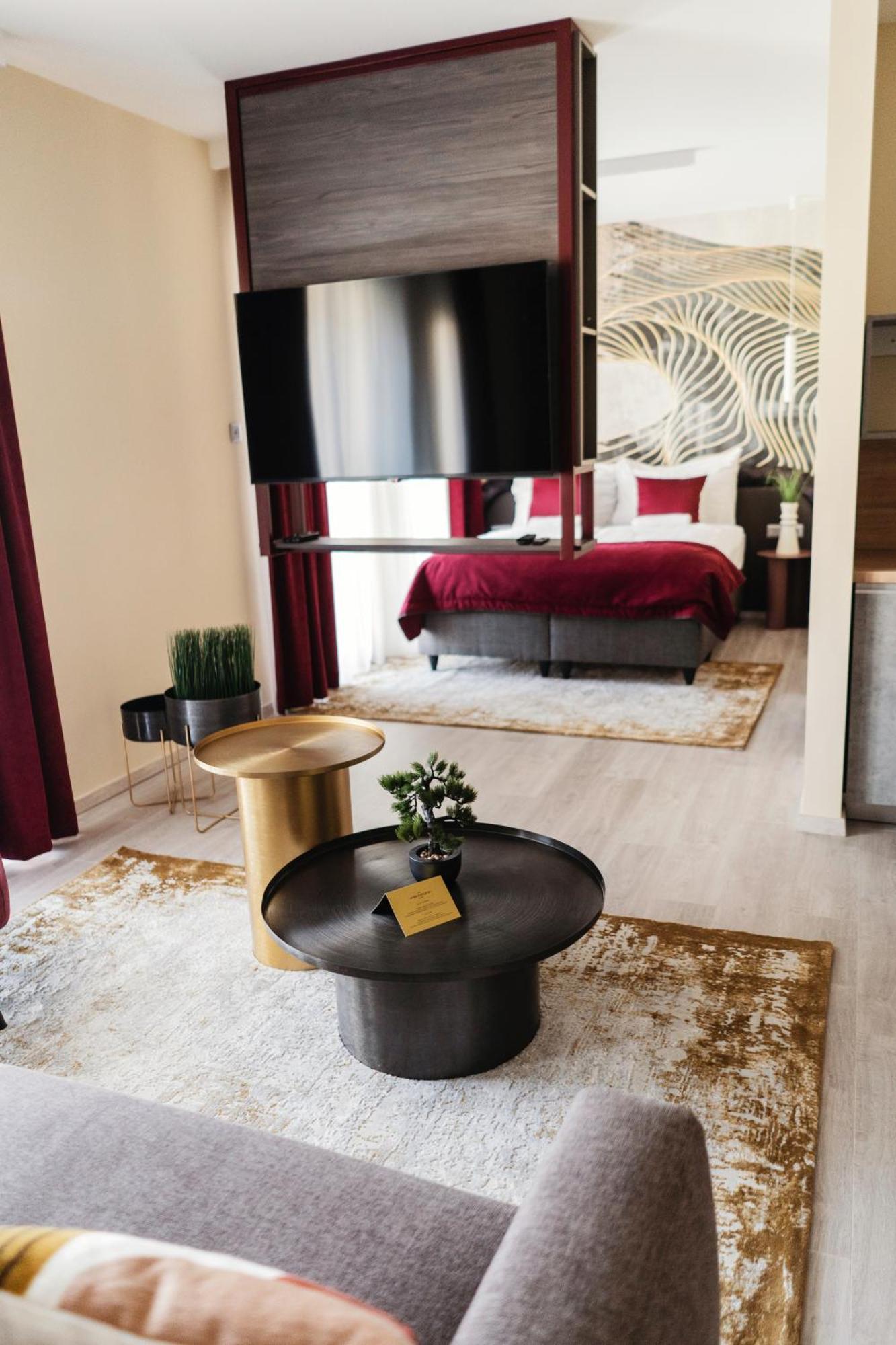 Superior Queen Room